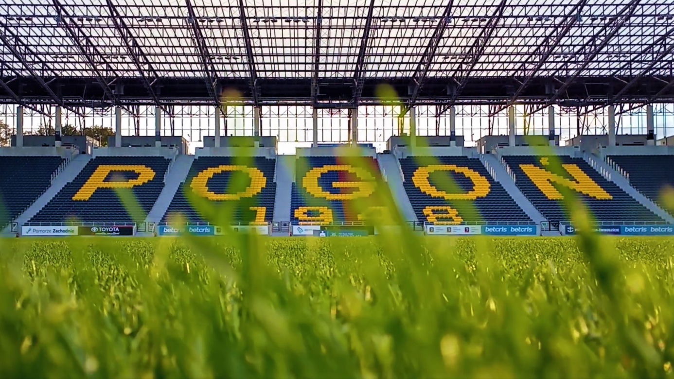 Spacery po nowym szczecińskim stadionie przyciągnęły wielu chętnych