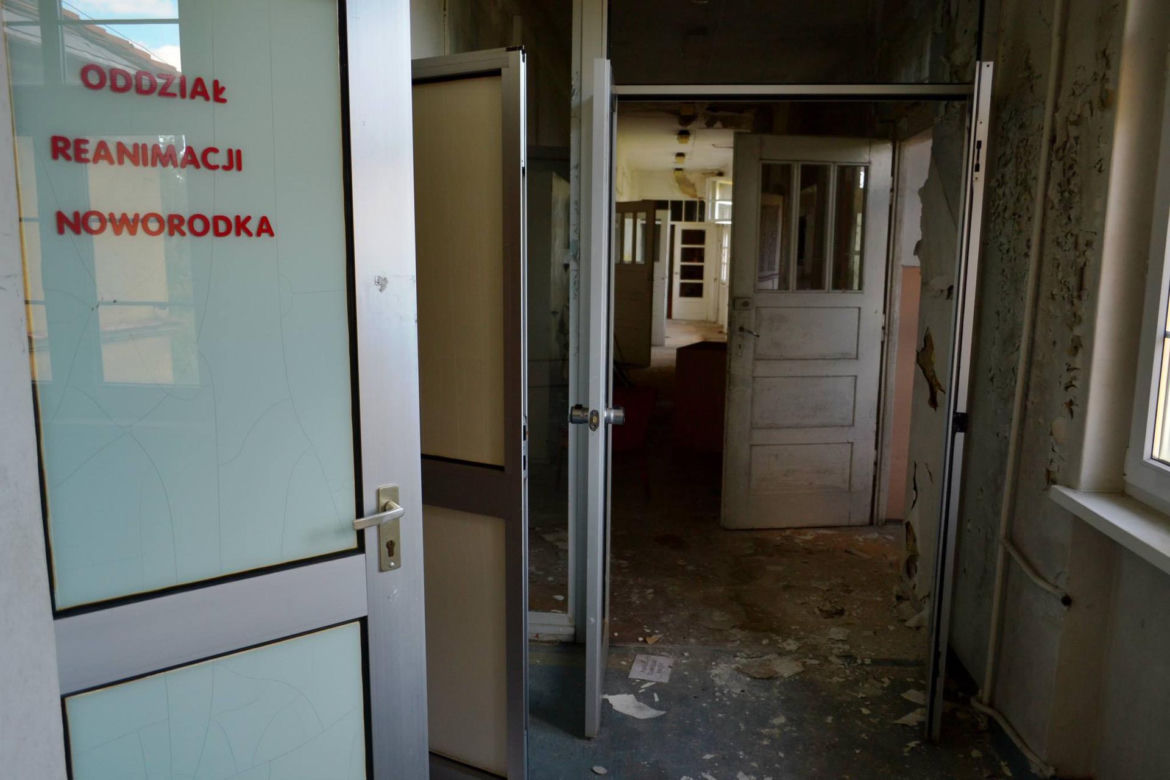 Sfotografował opuszczony szpital i prosektorium. Tylko dla ludzi o mocnych nerwach! 