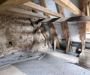 Dwór Czarne w Jeleniej Górze