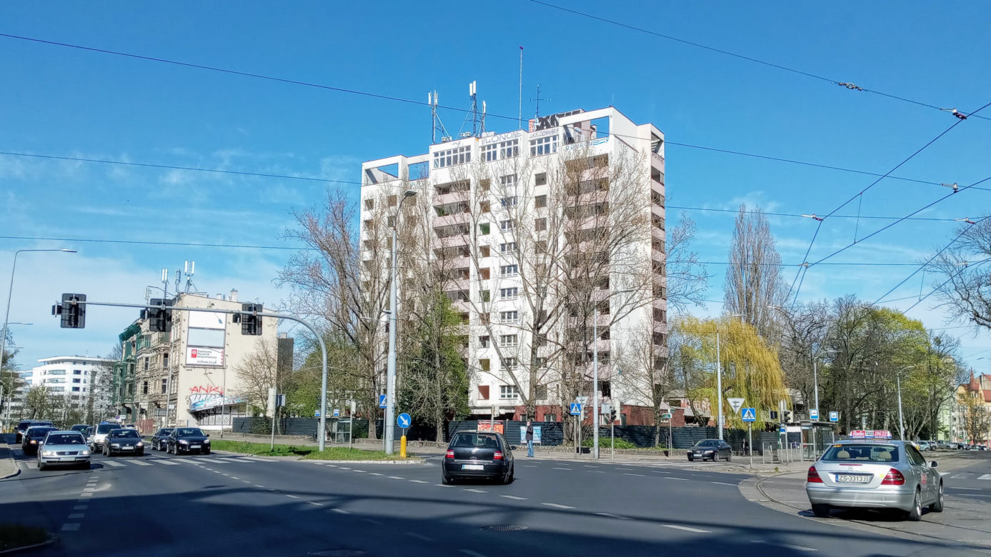 Rozpoczęła się rozbiórka Domu Marynarza w Szczecinie