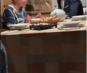 Na dobre i na złe nowy sezon na planie. Andrzej Falkowicz (Michał Żebrowski), pani Jadzia (Aldona Jankowska)