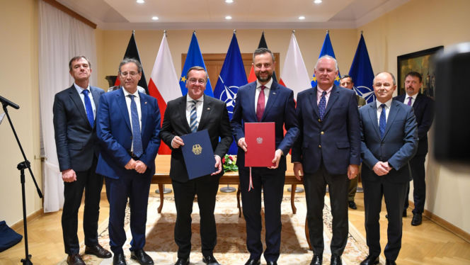 Od Bałtyku po kosmos. Polska i Niemcy podpisały nową umowę o współpracy obronnej