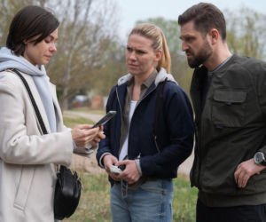 Na dobre i na złe odc. 997. Blanka (Pola Gonciarz), policjantka Dorota Kowal (Magdalena Wróbel), Radosław Biegun (Mateusz Lisiecki)