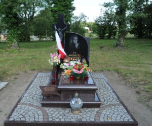 Tak wygląda grób Leppera w 8 rocznicę śmierci