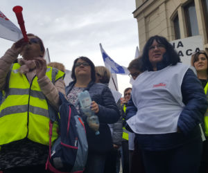 Pracownicy sanepidu w Bydgoszczy wyszli na ulice i zaprotestowali! [ZDJĘCIA]