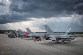 Polskie samoloty wielozadaniowe F-16