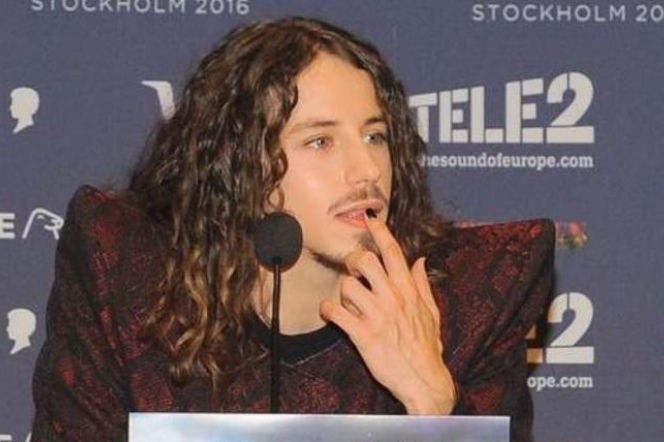 Michał Szpak skrytykowany przez znanego youtubera