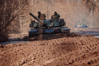 Zawiszacy za sterami legendy. Nowi kierowcy czołgów PT-91 w 15. Brygadzie