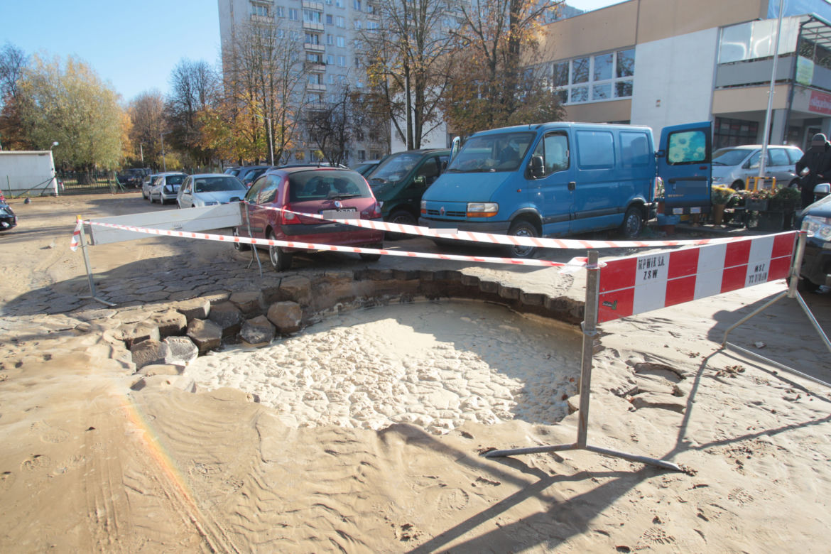 Zalany parking na Bródnie