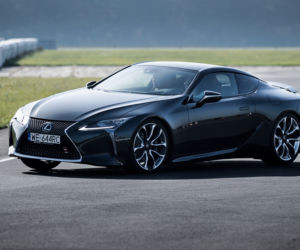 Lexus LC500 na torze Silesia Ring