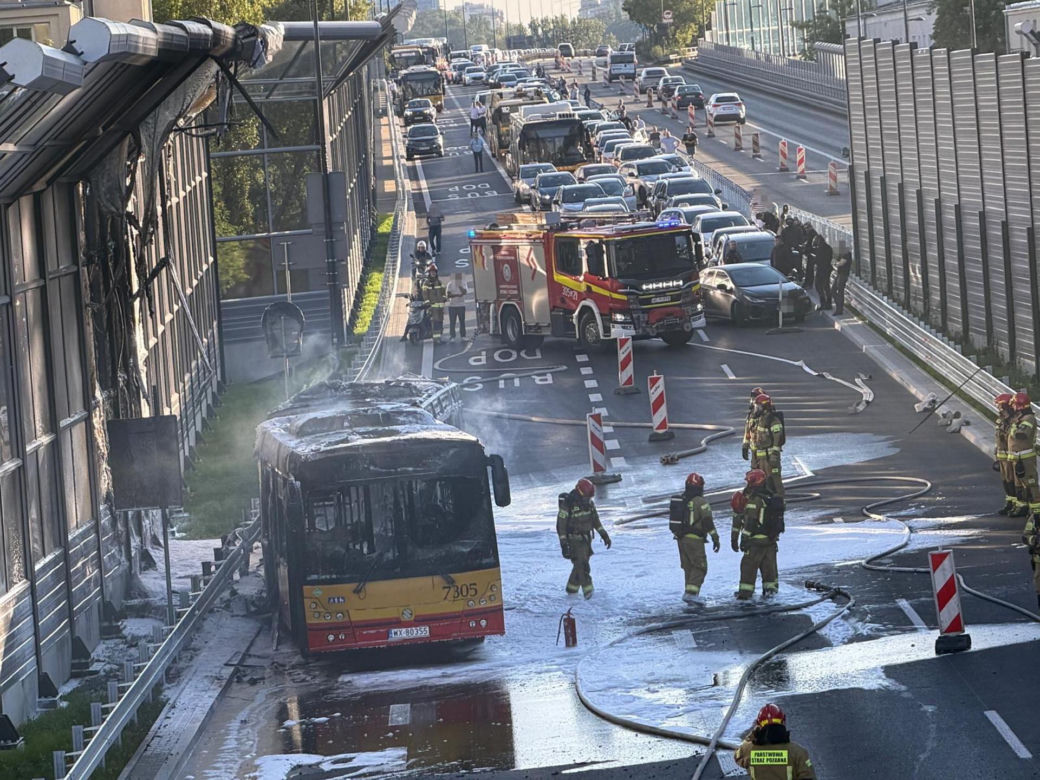Pożar autobusu miejskiego Al. Stanów Zjednoczonych