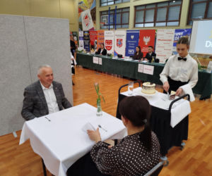 Już po raz ósmy w Siedlcach rywalizowali młodzi kelnerzy z całej Polski