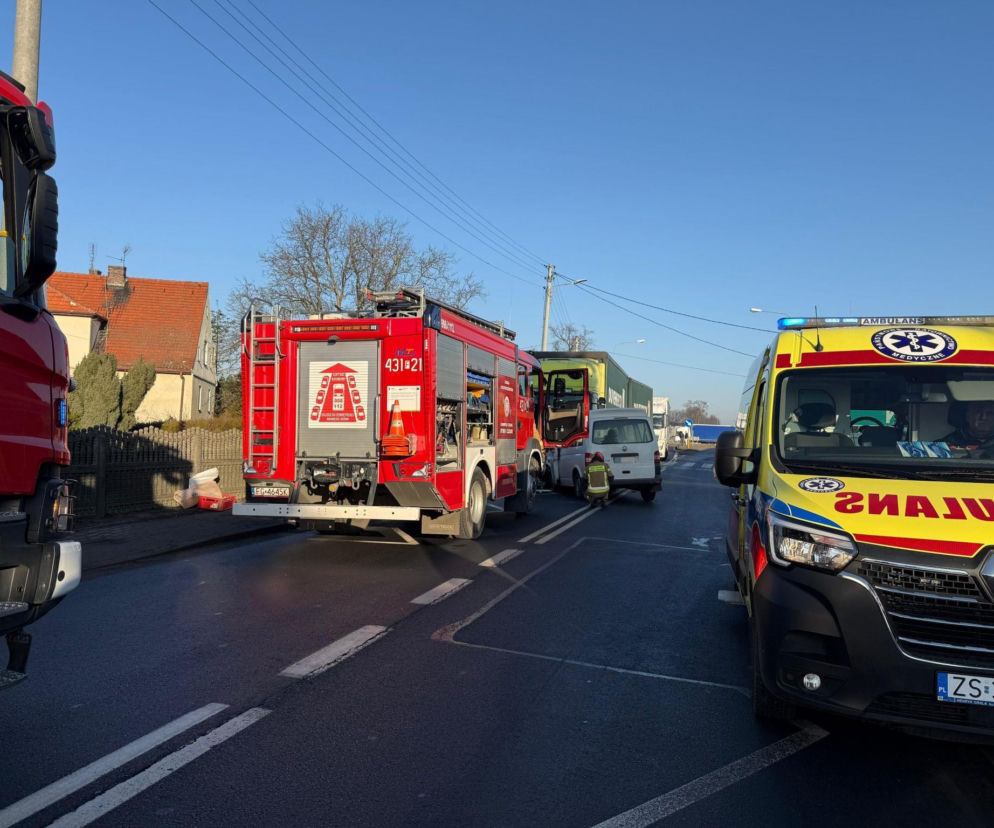 Wypadek na DK 12 we Wschowie. Droga zablokowana dla ruchu
