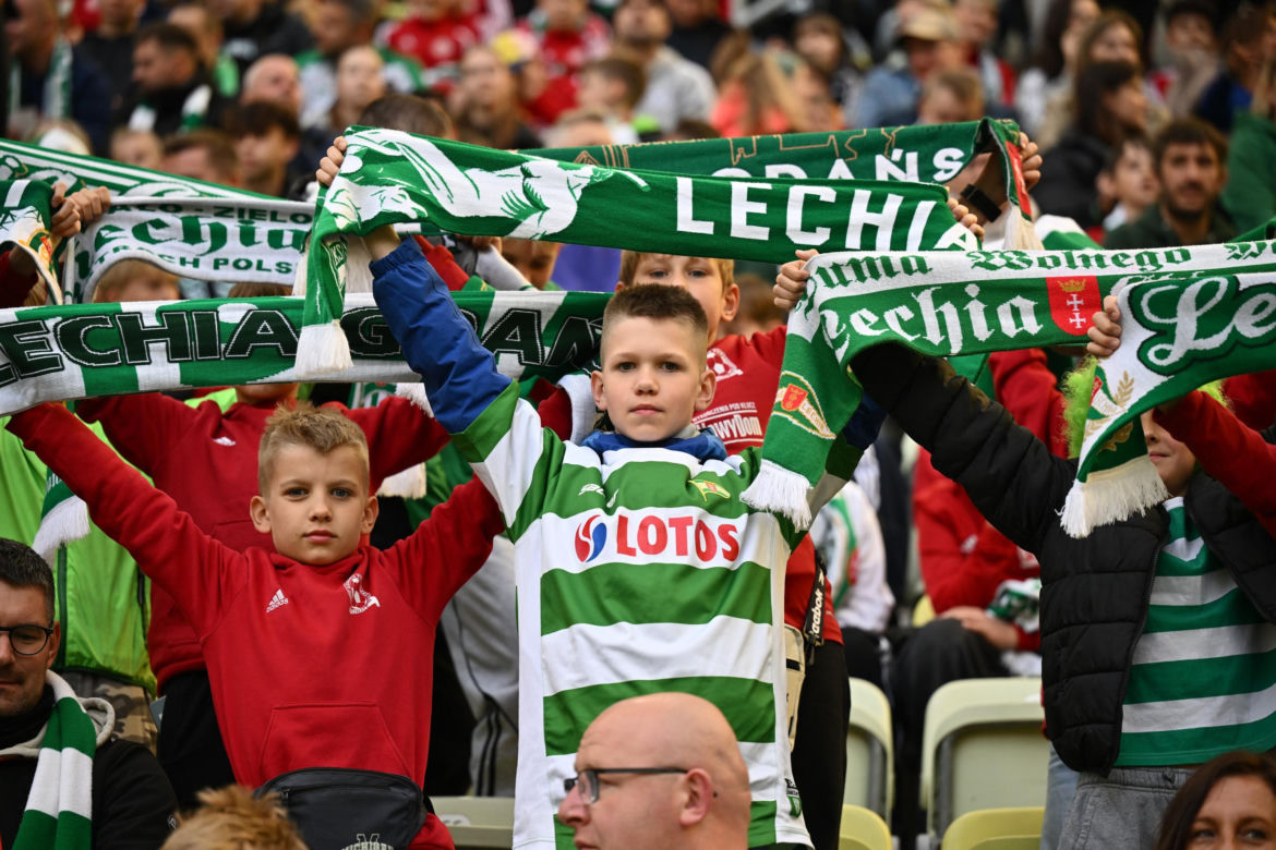 Lechia Gdańsk - Legia Warszawa: Zdjęcia kibiców z meczu 33. kolejki PKO BP Ekstraklasy
