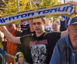 Tak PRES Toruń świętował mistrzostwo z kibicami! Zdjęcia z fety pod Motoareną