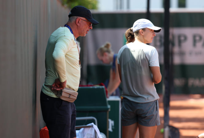 Iga Świątek na ostatnim treningu przez III rundą Roland Garros