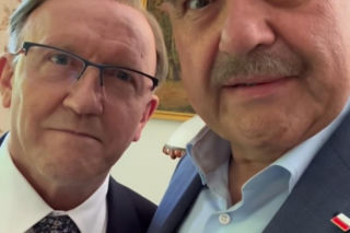 Ranczo nowy sezon 11. Czerepach (Artur Barciś), prezydent Paweł Kozioł (Cezary Żak) na planie