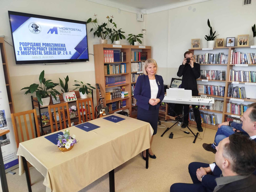 To już nie pierwsza umowa o współpracy siedleckiego "Ekonomika" z Mostostalem Siedlce
