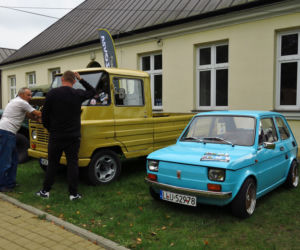 Zlot zabytkowych samochodów