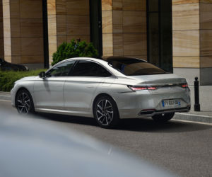 DS 9 E-Tense 225 AT8 Rivoli+