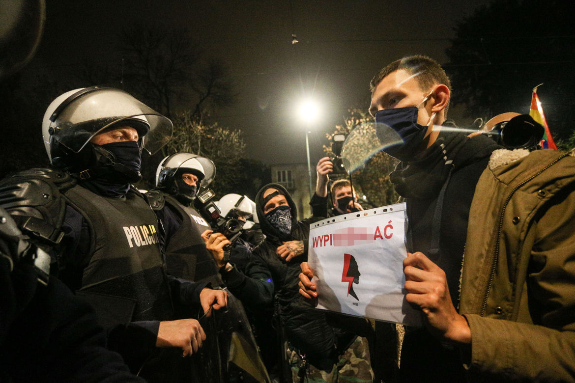 Nocne protesty pod domem Jarosława Kaczyńskiego
