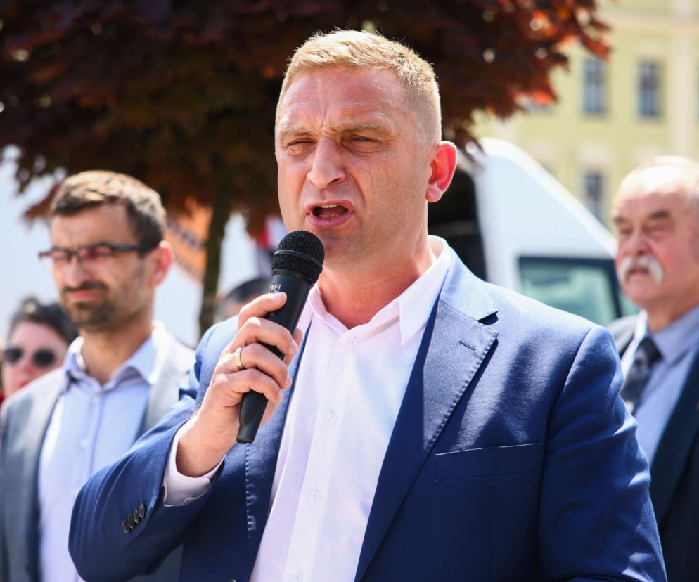 Tak zmieniał się Robert Bąkiewicz