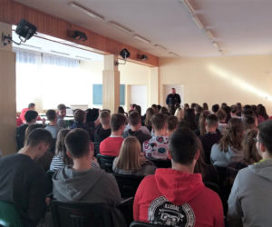 Policja w iławskich szkołach - startuje cykl spotkań