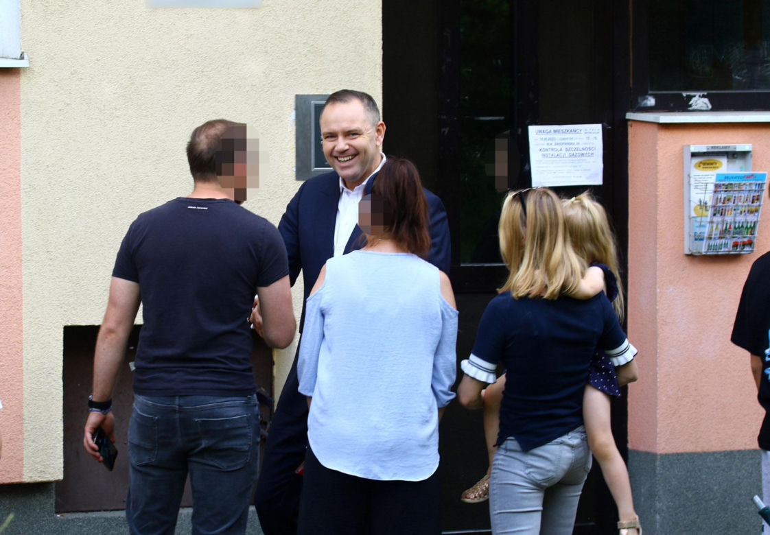 Prezydent Nawrocki zajrzał na stare śmieci