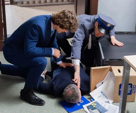Pierwsza miłość, odcinek 4262: Ślub zawiśnie na włosku! Pan młody z wstrząśnieniem mózgu trafi do szpitala - ZDJĘCIA