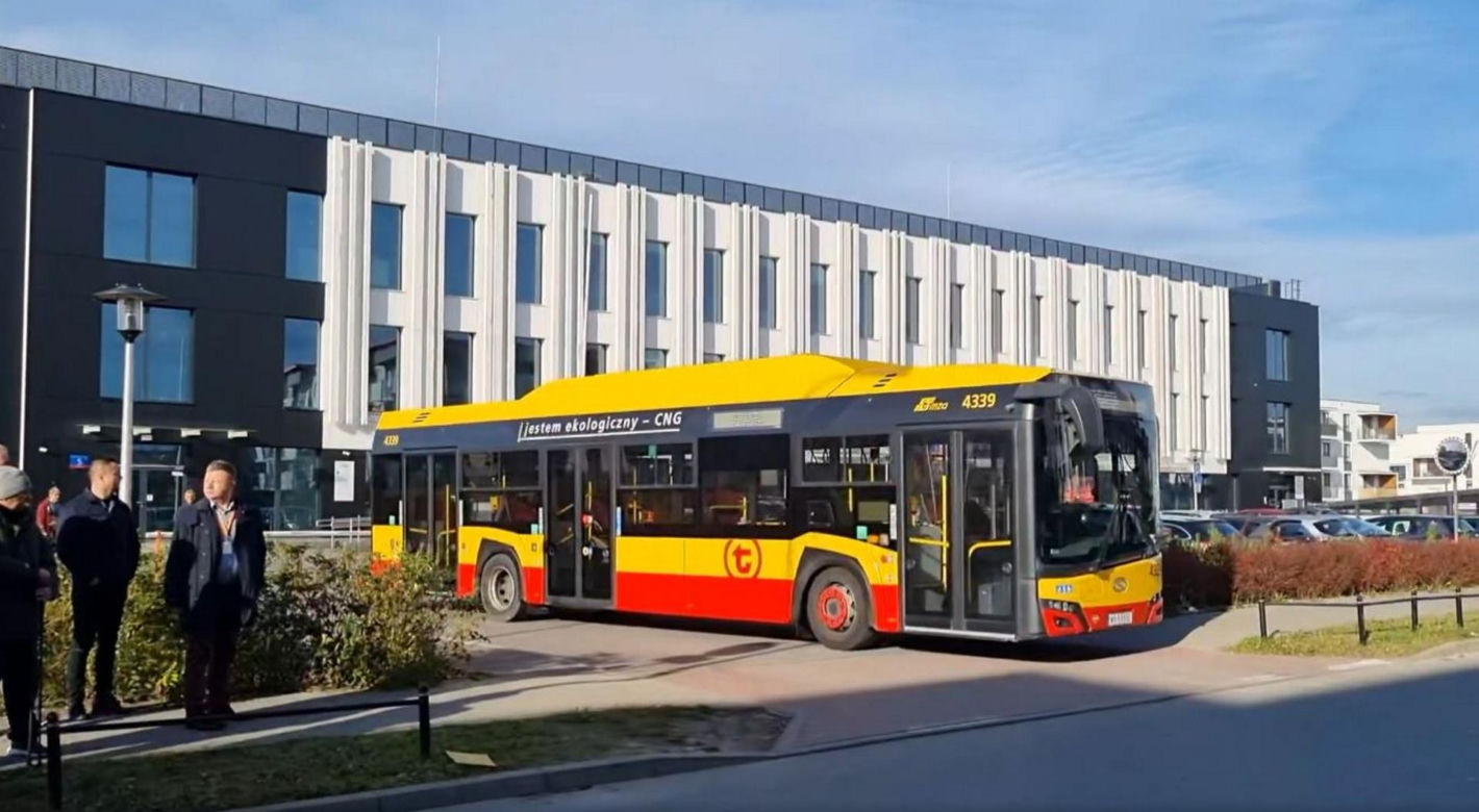Nie będzie dojeżdżał, bo jest za długi. Mieszkańcy są wściekli, a urząd uspokaja