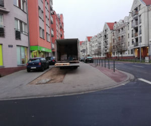 Nowy, zielony skwerek na Szyperskiej