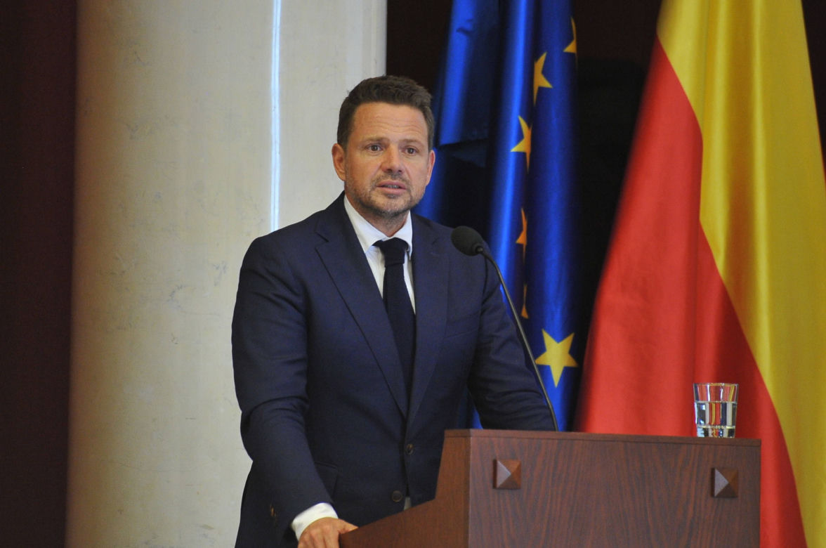 Rada Warszawy rozlicza Trzaskowskiego