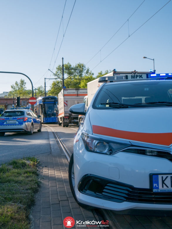 Zderzenie tramwajów na ul. Klimeckiego w Krakowie. Policja wyjaśnia przyczynę