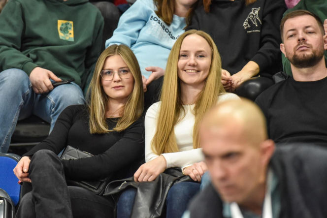 Halowe mistrzostwa Polski w Kujawsko-Pomorskiej Arenie Toruń. Zdjęcia kibiców i zawodników