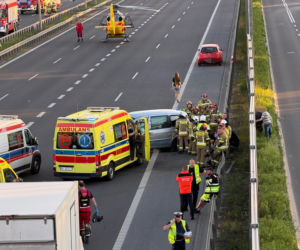 Poważny wypadek na S8. Troje dzieci trafiło do szpitala