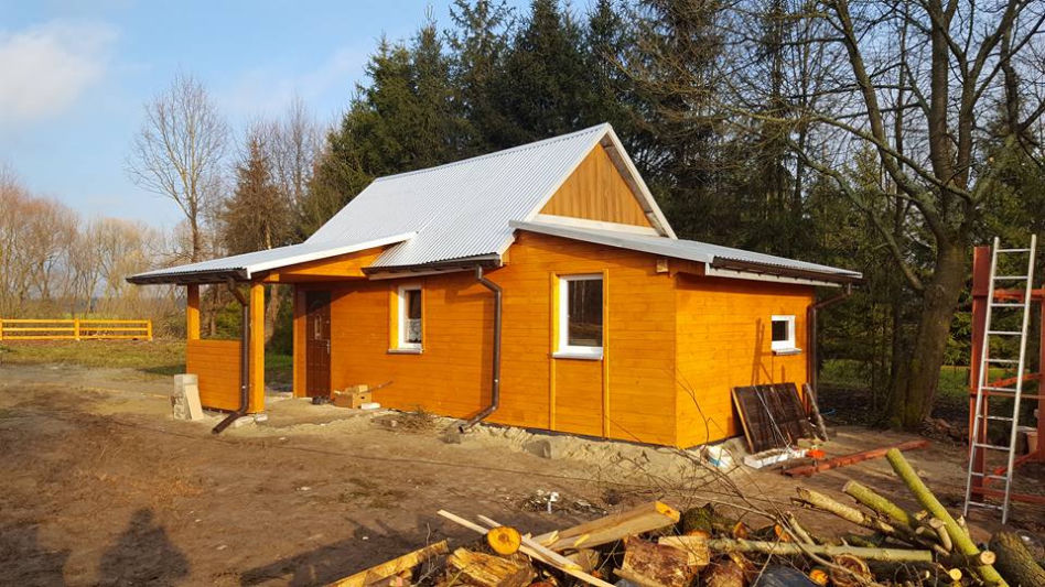 Nowy dom na Święta. Architekci odbudowują dom starszej kobiety
