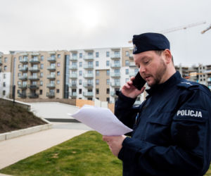 Koronawirus w Trójmieście. Tak policjanci sprawdzają czy przestrzegasz kwarantanny