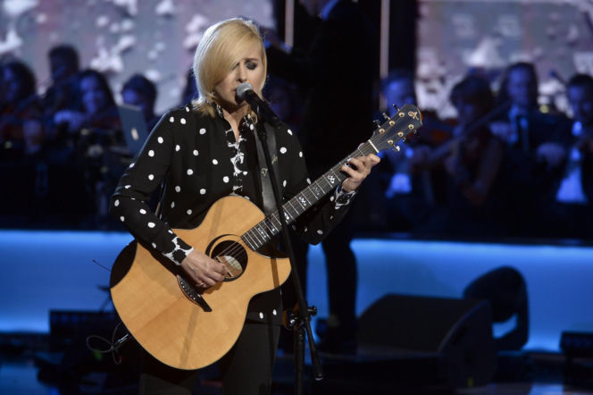 Tak wygląda dorosły syn Edyty Bartosiewicz. Podobny do znanej mamy?