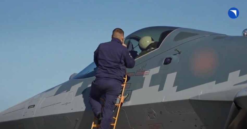 Nowa partia Su-57 w służbie. Rosja doskonali myśliwiec 5. generacji w oparciu o doświadczenia z Ukrainy