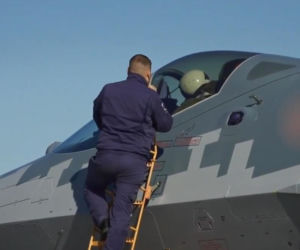 Nowa partia Su-57 w służbie. Rosja doskonali myśliwiec 5. generacji w oparciu o doświadczenia z Ukrainy