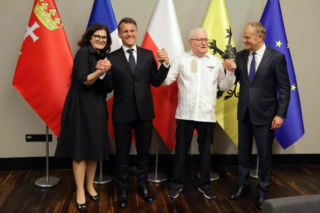 Macron i Wałęsa w Gdańsku. Te zdjęcia mówią więcej niż tysiąc słów