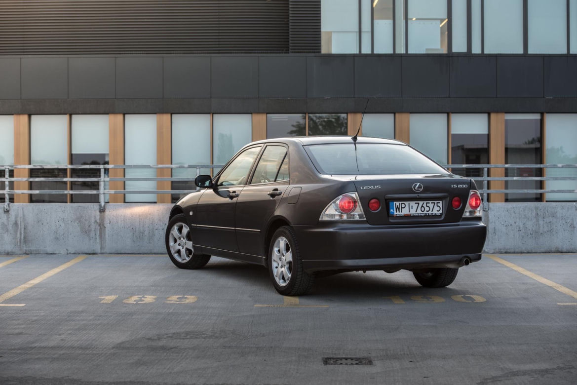 Lexus IS 200 - argumenty PRZECIW