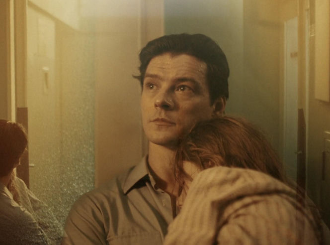 Czarna śmierć, odcinek 2. Igor Bielik (Tomasz Ziętek), Maja (Oliwia Stockinger)