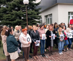 Protest pracowników ZUS-u w Starachowicach