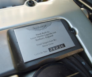 Aston Martin DB7 Volante należący do Jennifer Lopez