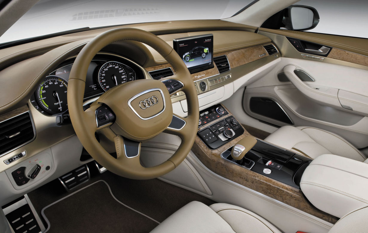 Hybrydowe Audi A8
