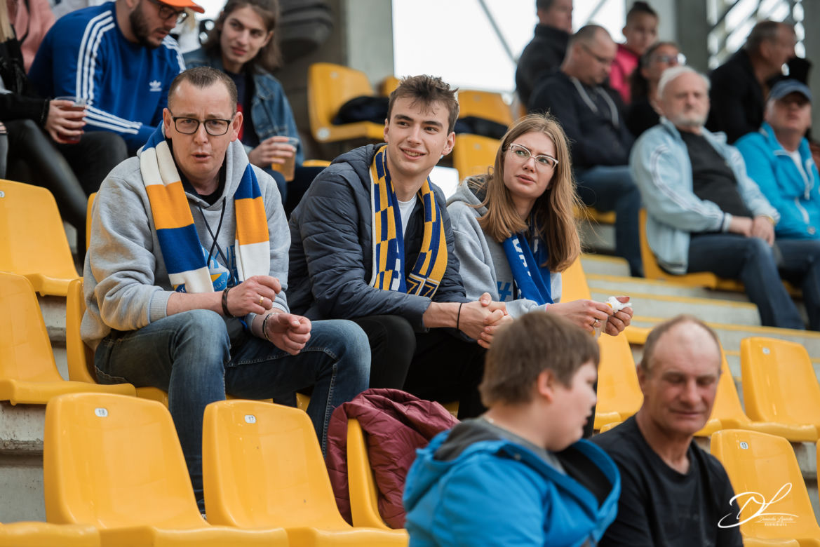 Powrót kibiców na Motoarenę. Tak fani przeżywali mecz Apatora Toruń z Włókniarzem Częstochowa