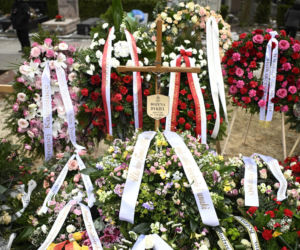 Bożena Dykiel spoczęła na Powązkach Wojskowych