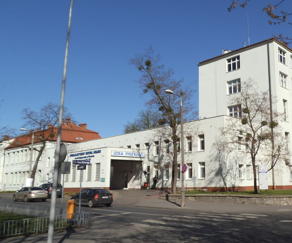 szpital miejski toruń