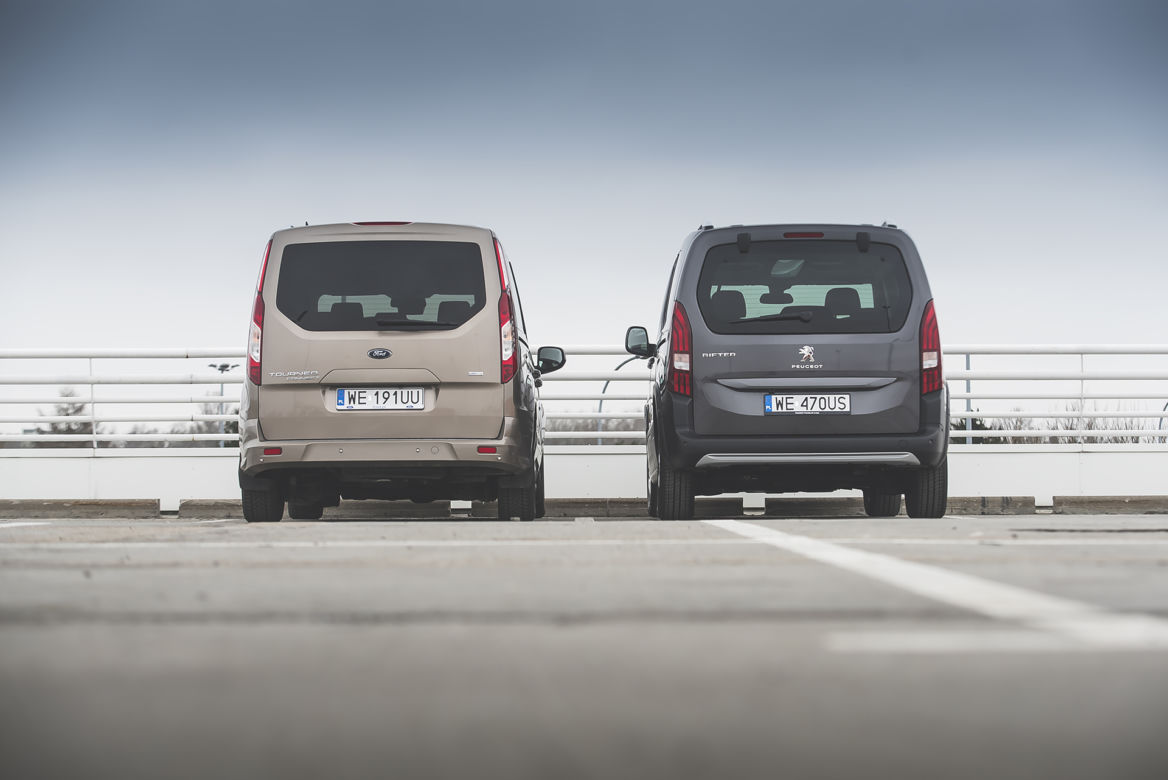 Peugeot Rifter Allure 1.5 D 130 KM MT6 vs. Ford Turneo Connect Titanium 1.5 D 120 KM AT8
